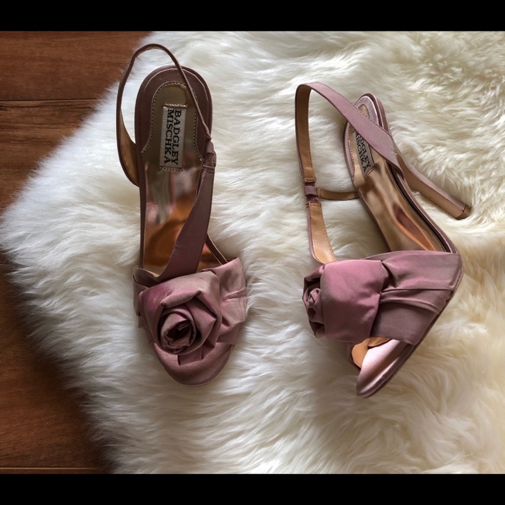 Badgley Mischka Satin Rosette Lanah Slingback 8.5